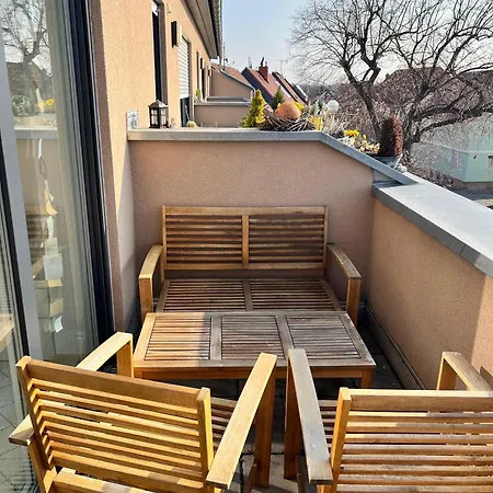 Heiter -ruhig - Balkon - Stellplatz - Wlan - Vollausstattung - Entspannung Am Rande Der 3 Gleichen Lejlighed